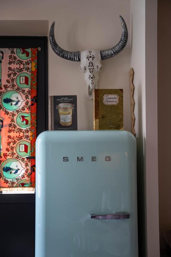 Chambre Pic Du Midi Appartement Only Adults กอมปอง ภายนอก รูปภาพ