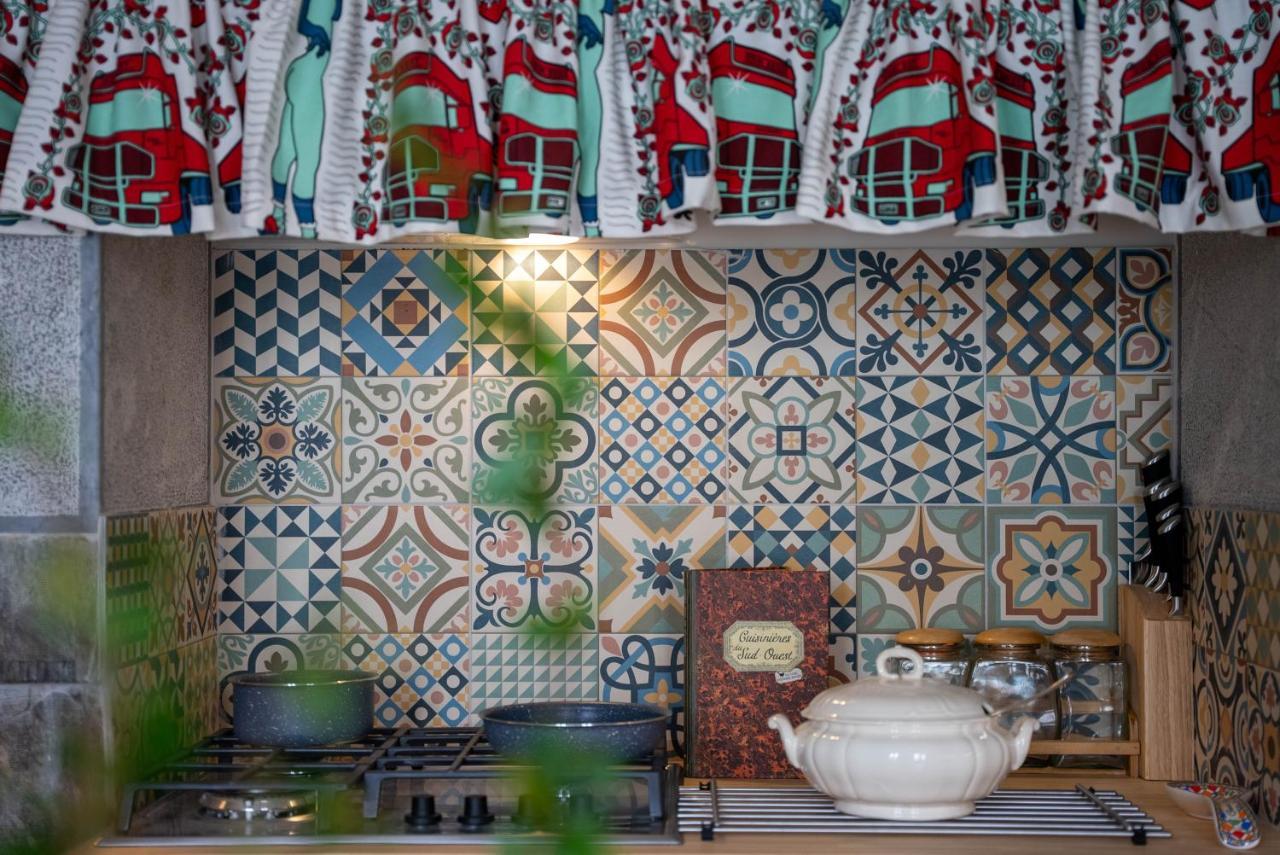 Chambre Pic Du Midi Appartement Only Adults กอมปอง ภายนอก รูปภาพ