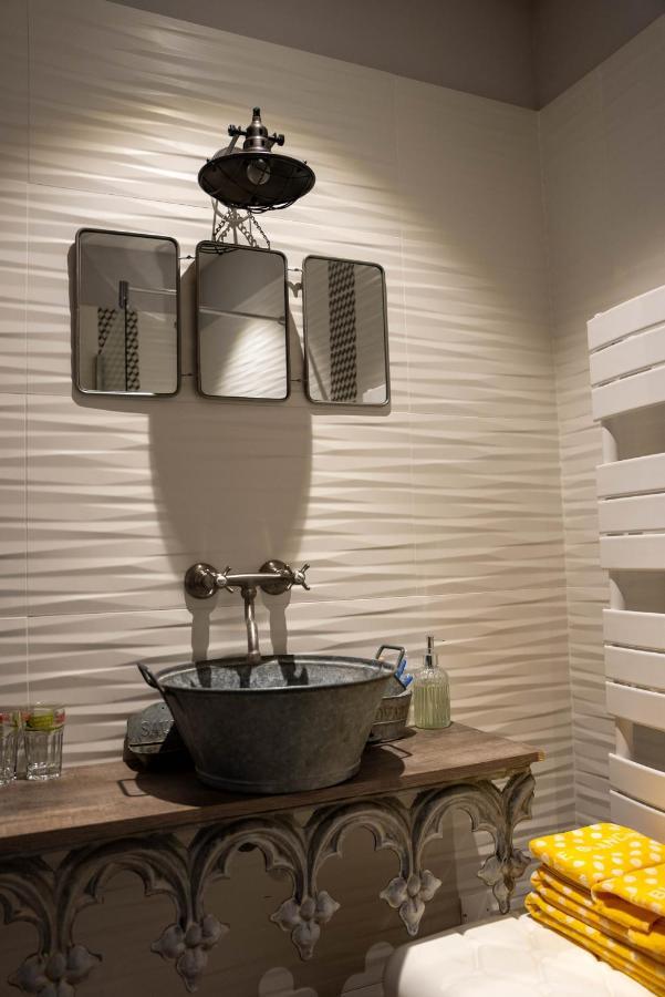 Chambre Pic Du Midi Appartement Only Adults กอมปอง ภายนอก รูปภาพ