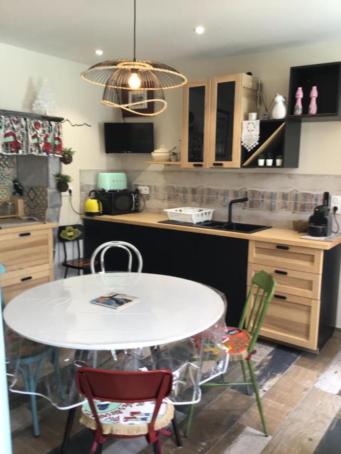 Chambre Pic Du Midi Appartement Only Adults กอมปอง ภายนอก รูปภาพ
