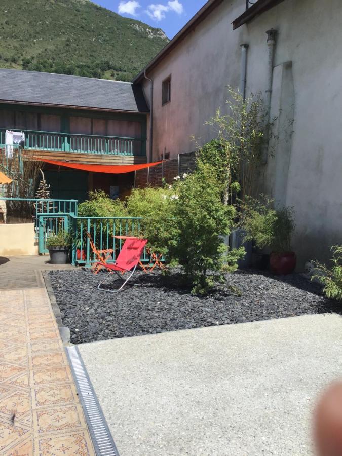 Chambre Pic Du Midi Appartement Only Adults กอมปอง ภายนอก รูปภาพ